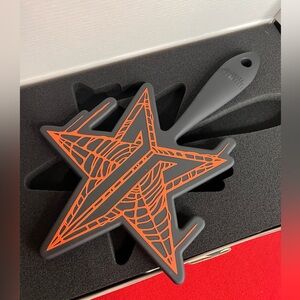 Jeffree Star NWOT Spider Weirdo Mirror Halloween Box Limited edition Matte Black